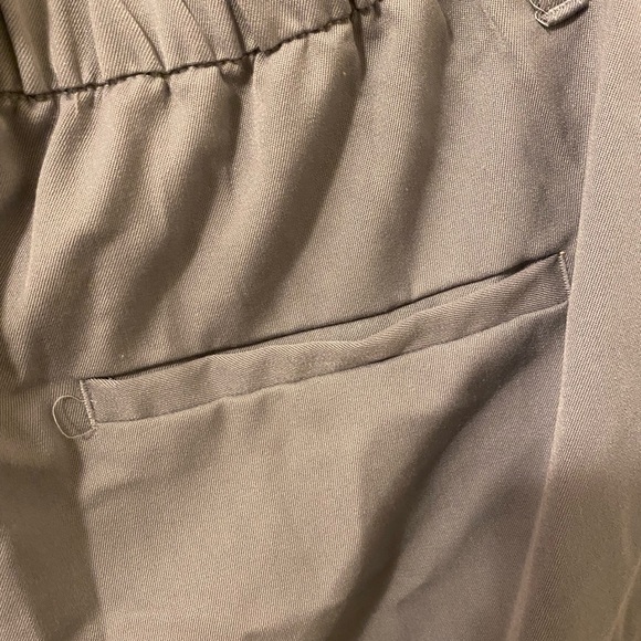 H&M Light Grey Trousers with Chain - Picture 5 of 7